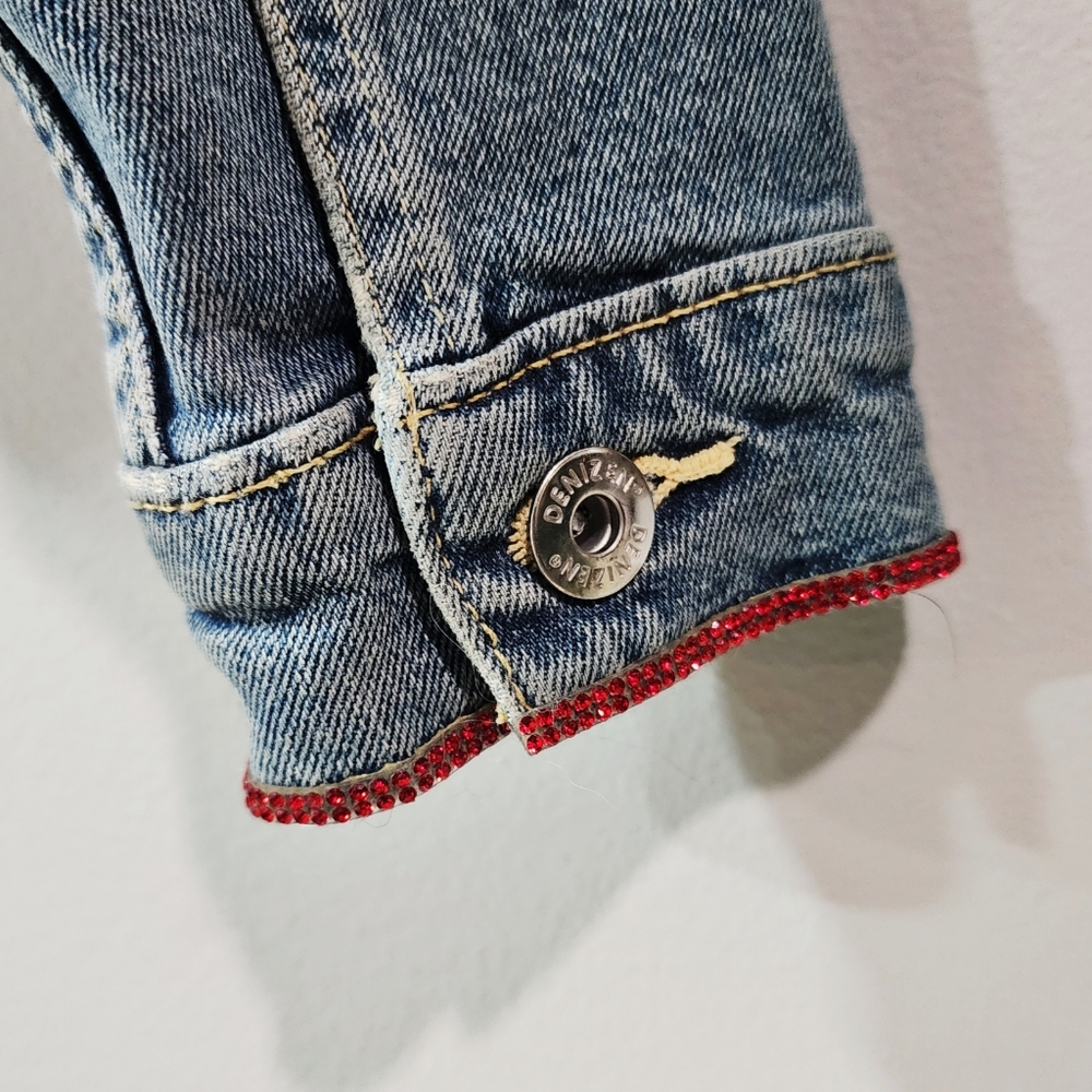 Levi's Denizen Jean Jacket Upcycled W/3D Custom Frida Kahlo Floral Back Design - Picture 6 of 12